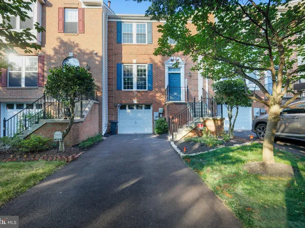 13618 Valley Oak Cir, Rockville, MD 20850