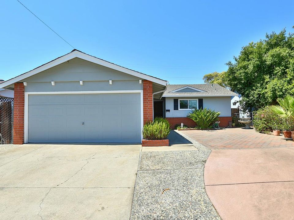 1st image of 3199 Percivale Dr