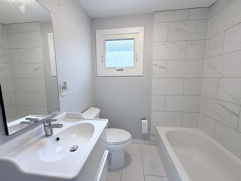 3 Bartlett St — Photo 11