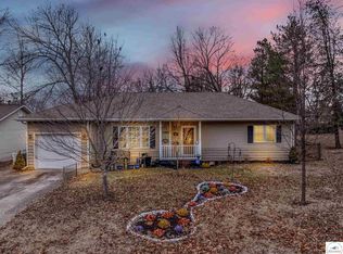 2304 W 11th St, Sedalia, MO 65301