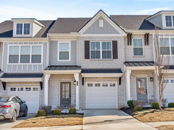 145 Dameron Dr, Hendersonville, TN 37075