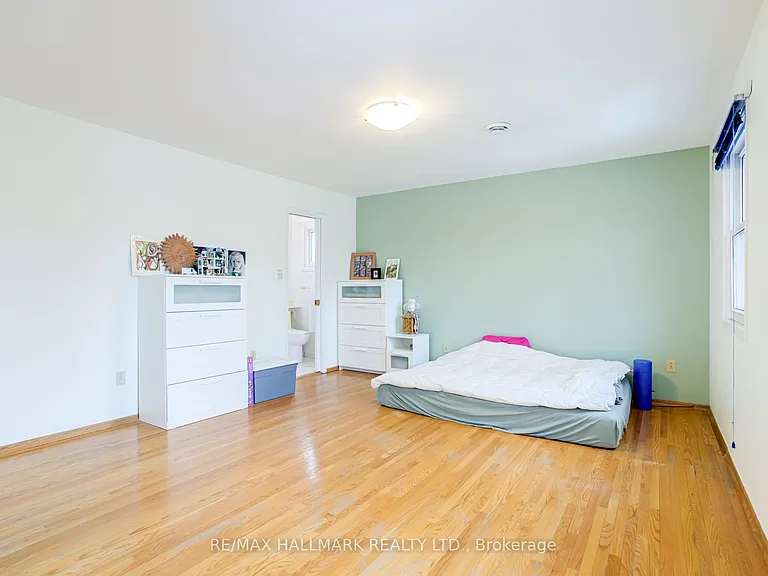 34 Harringay Cres — Photo 27