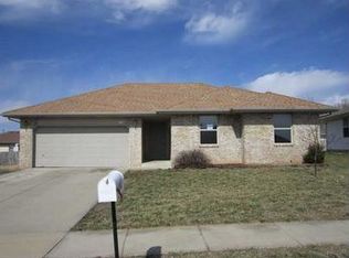 3241 W Bergman St, Springfield, MO 65803