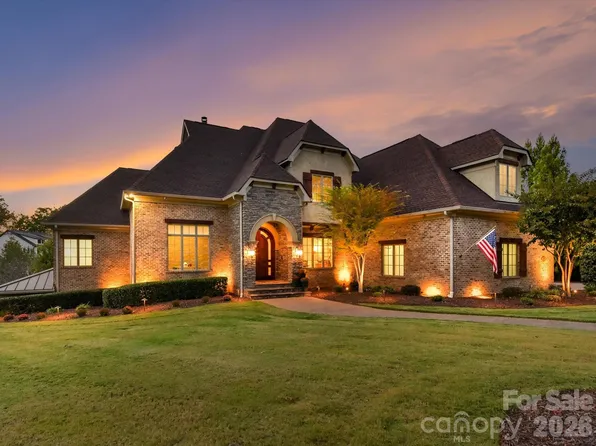 1526 Hawkstone Dr, Waxhaw, NC 28173