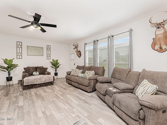 4th image of 5204 Carr Road