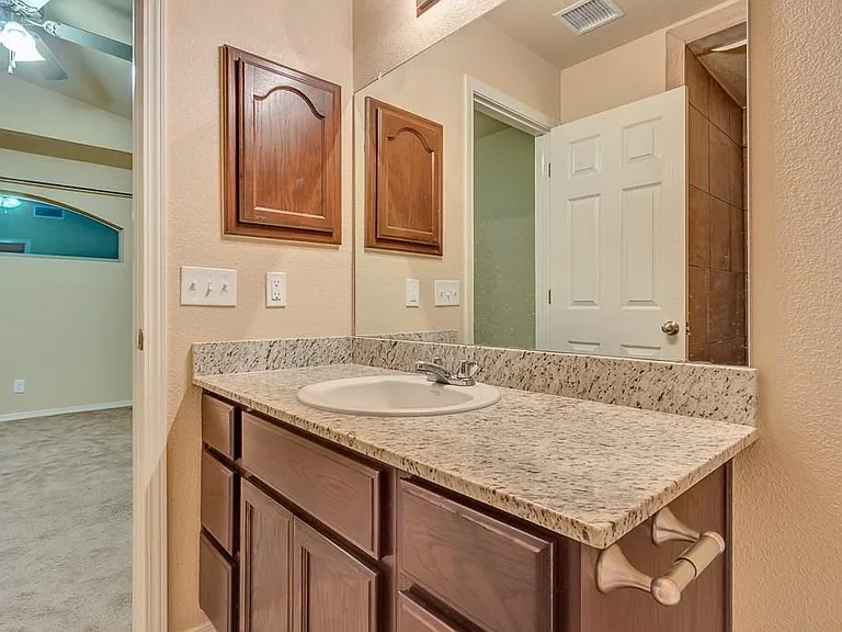 3925 Hueco Valley Dr — Photo 16