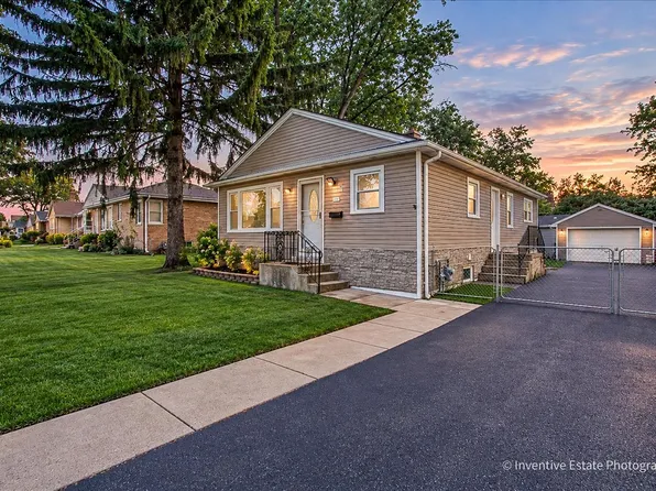 224 S Harvard Ave, Addison, IL 60101