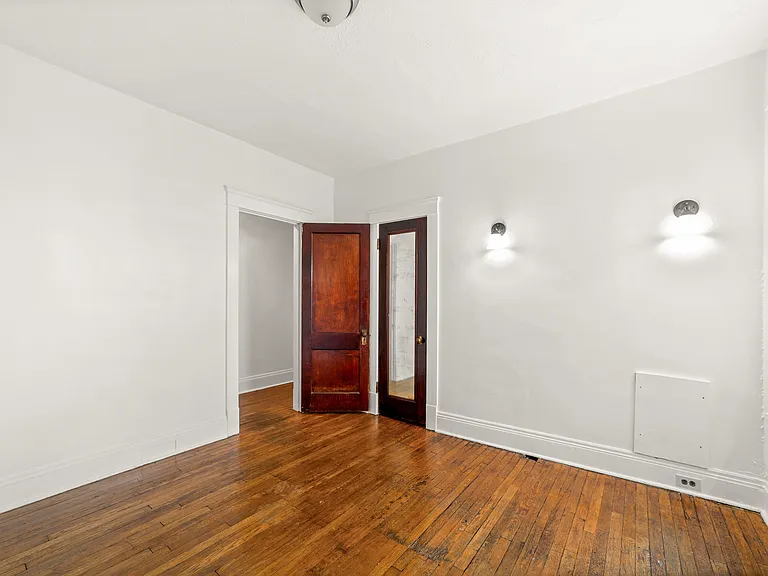 Bedroom #1