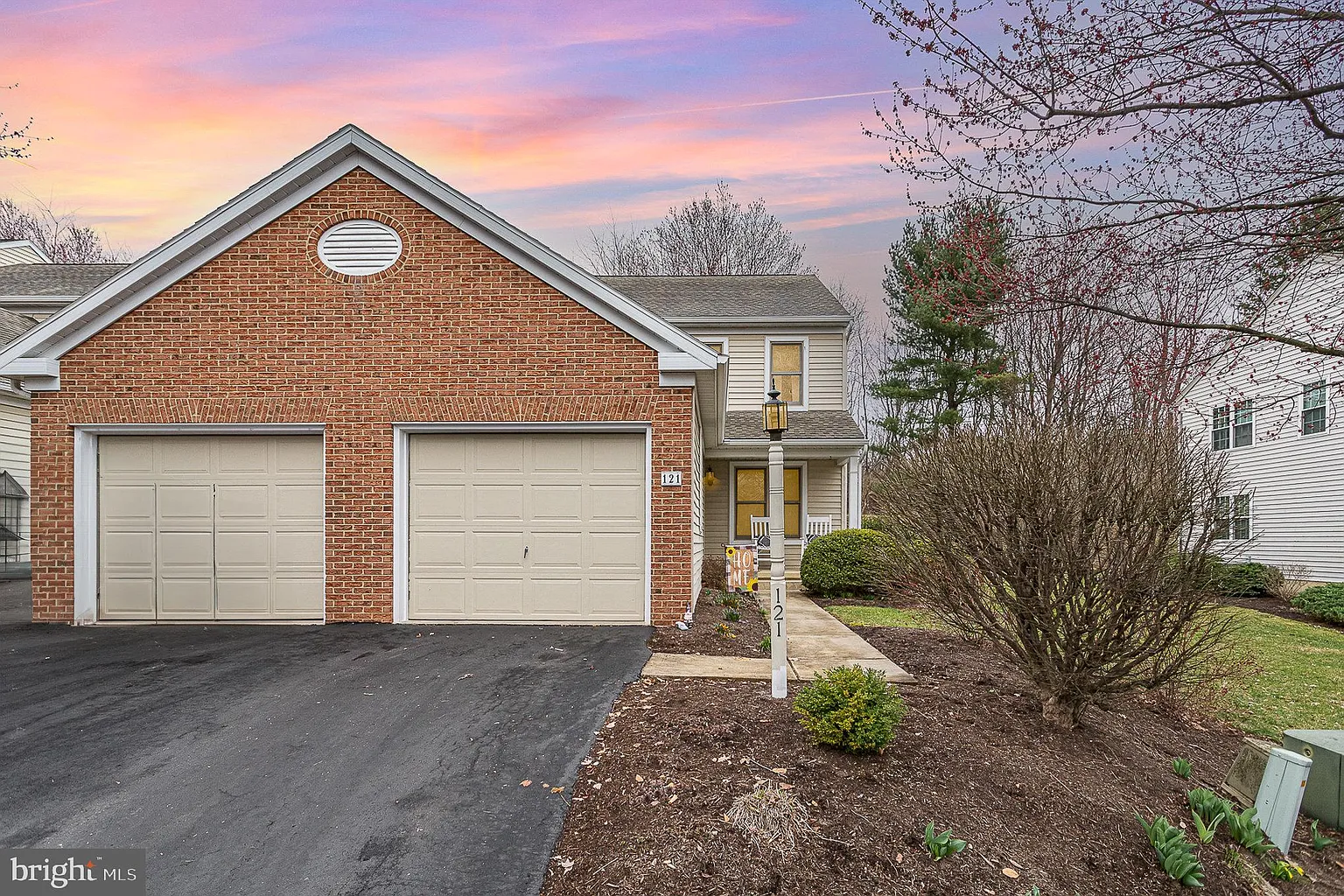 121 Pentail Dr photo 1