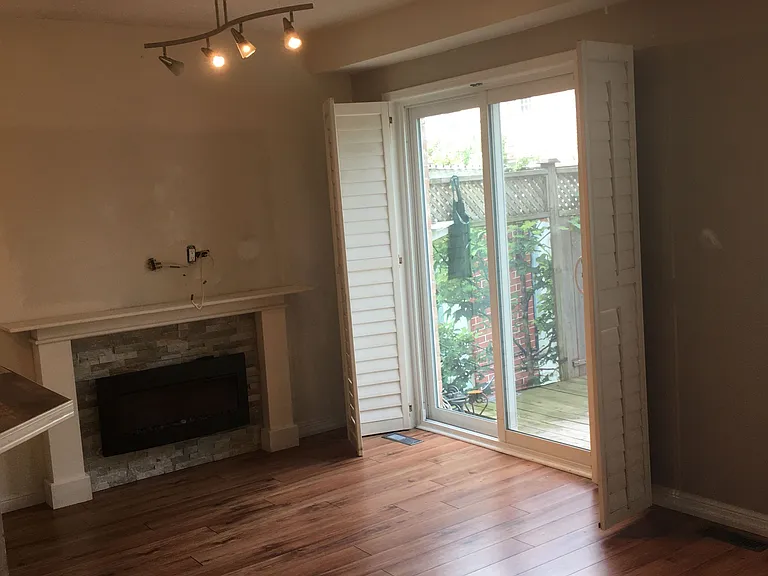 2945 Thomas St #70 — Photo 9