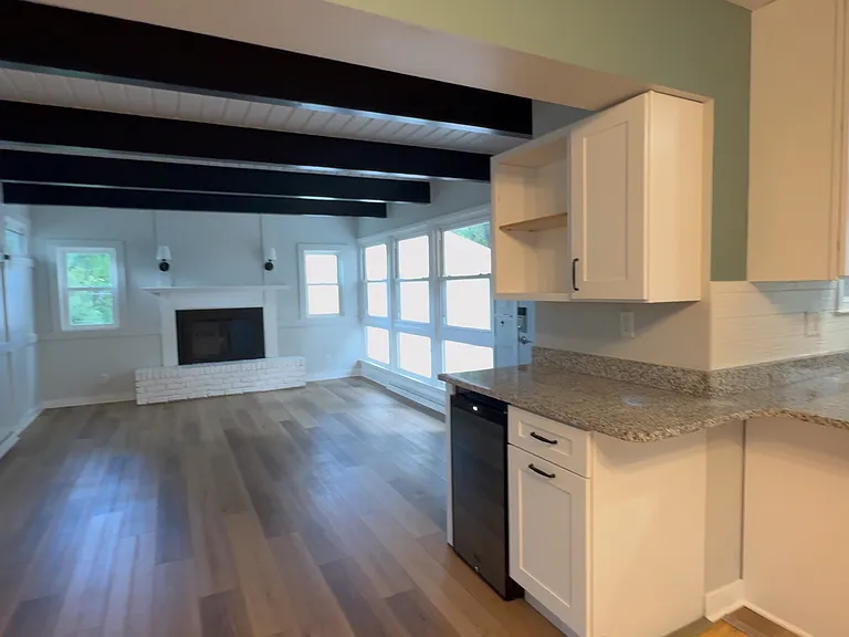 4508 N Woodruff Ave — Photo 14