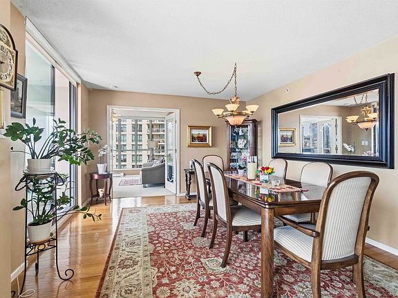 5th image of 1088 Quebec St #1105
