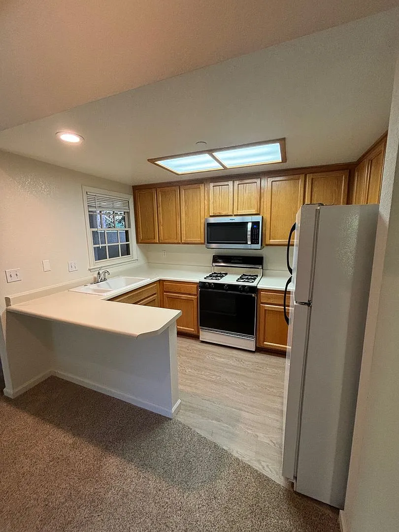 1 Bedroom 1 Bathroom Junior ADU in Central Northeast Santa Rosa — Photo 3