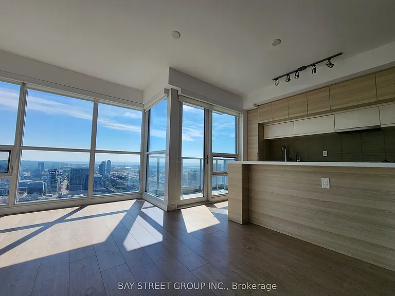 88 Scott St #4006 — Photo 4
