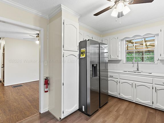 4th image of 1233 Frances St