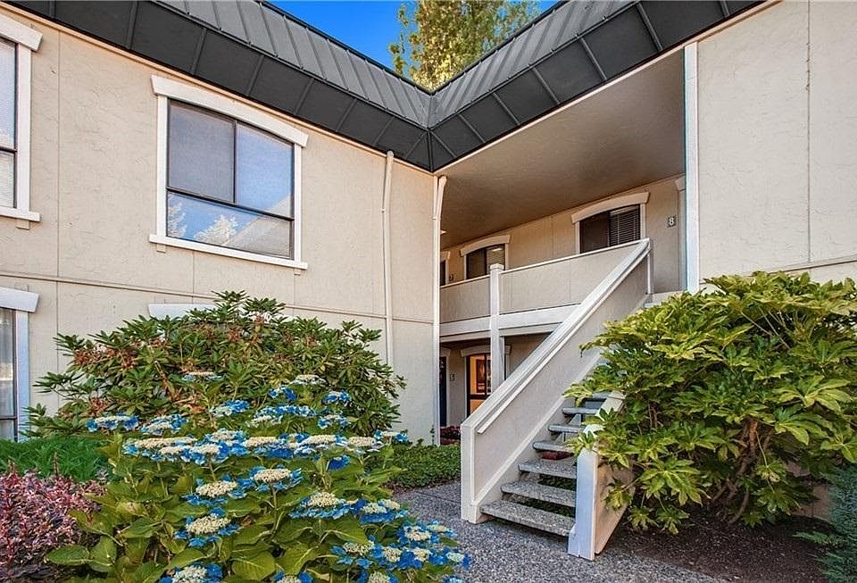 1st image of 1625 103rd Pl NE APT M5