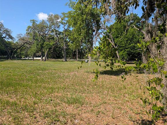 4th image of 8519 Adonis Rd #8