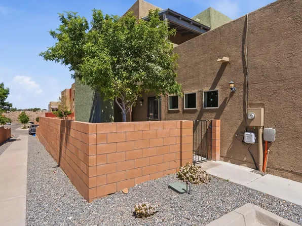 1619 Borrego Dr SE, Albuquerque, NM 87123