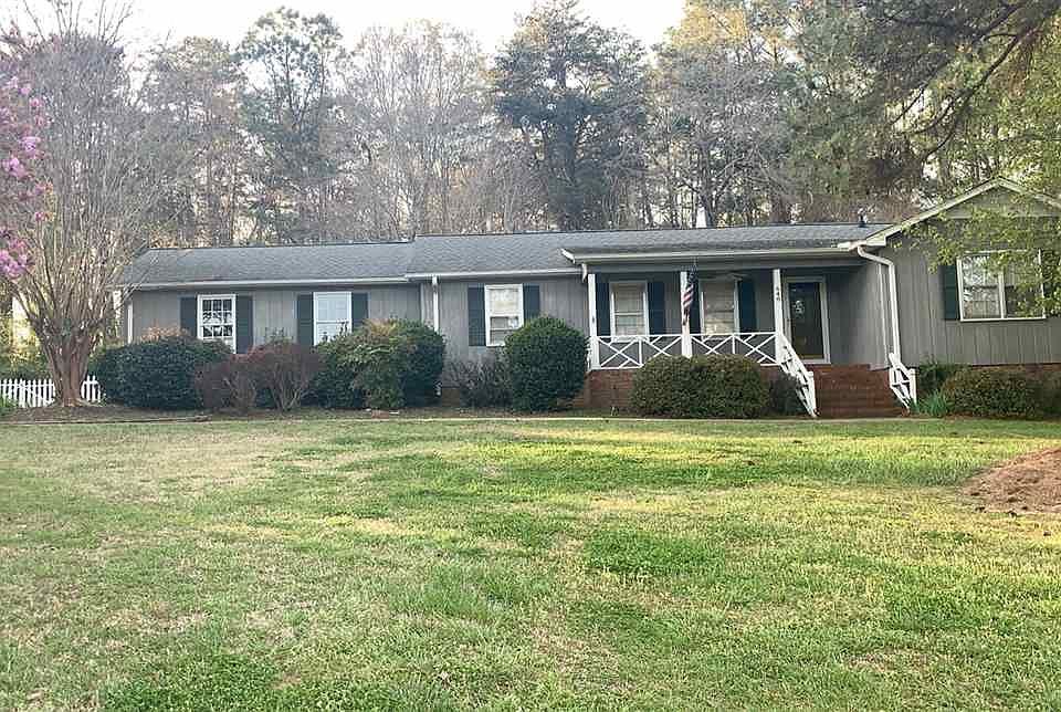 1st image of 648 Stafford Ave