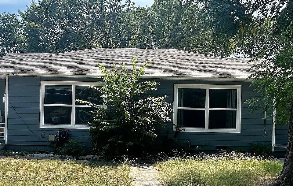 1st image of 1304 Stone Dr #1304