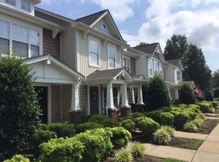 528 Flintlock Ct, Nashville, TN 37217