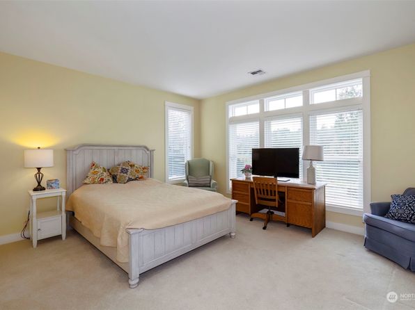 15809 VIRGINIA POINT Road NE, Poulsbo, WA 98370