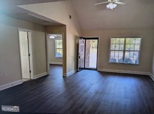 110 Lakeview Commons Dr, Statesboro, GA 30461