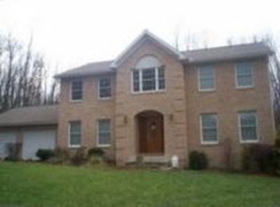 5 Quail Dr, Ridgeley, WV 26753