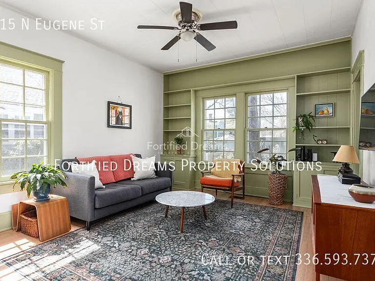 915 N Eugene St — Photo 15