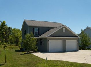 424 Hillcrest Dr, Edinboro, PA 16412