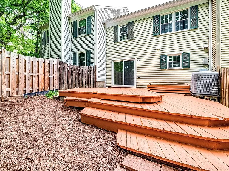 10885 Oak Green Ct — Photo 19