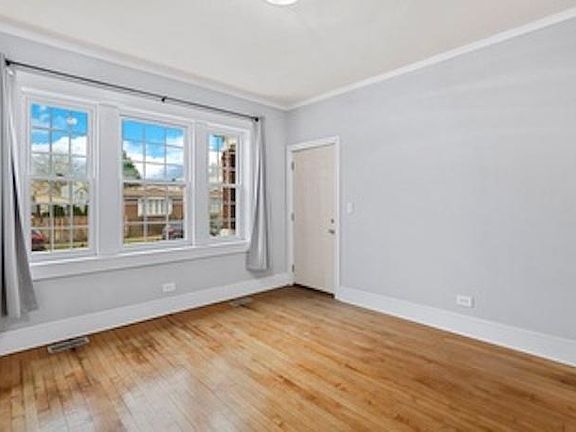 4th image of 4931 S Wolcott Ave #1