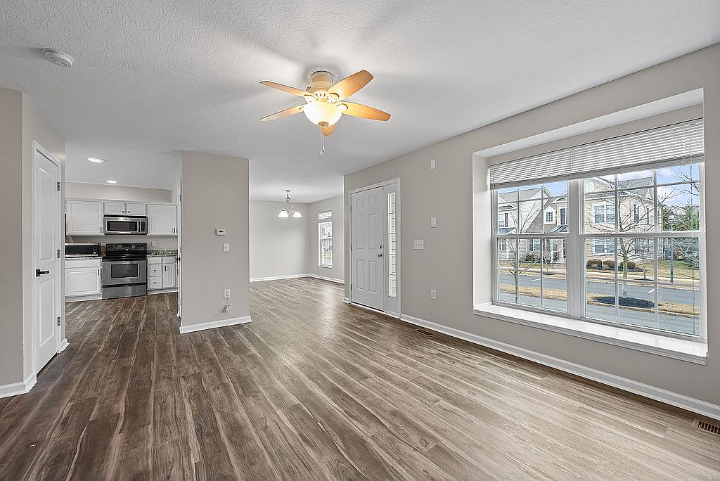 5167 Horseshoe Falls Dr, Dublin, OH 43016 | Zillow