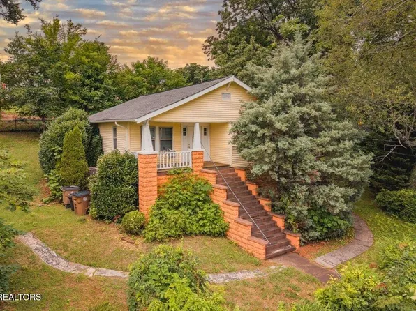1211 Moses Ave, Knoxville, TN 37921