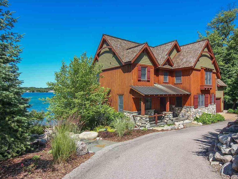 1st image of 4777 Ne Torch Lake Dr