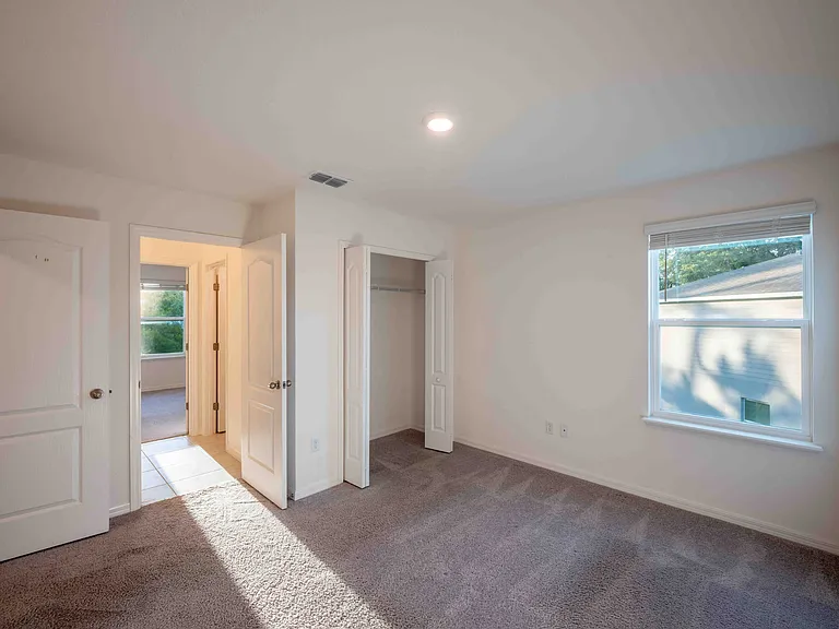 3279 Penny Cove Ln — Photo 35