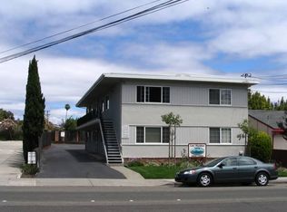 19864 Lake Chabot Rd, Castro Valley, CA 94546