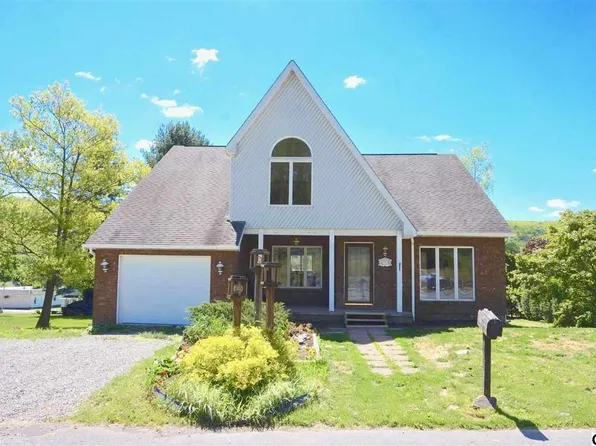 618 W Julian St, Williamstown, PA 17098