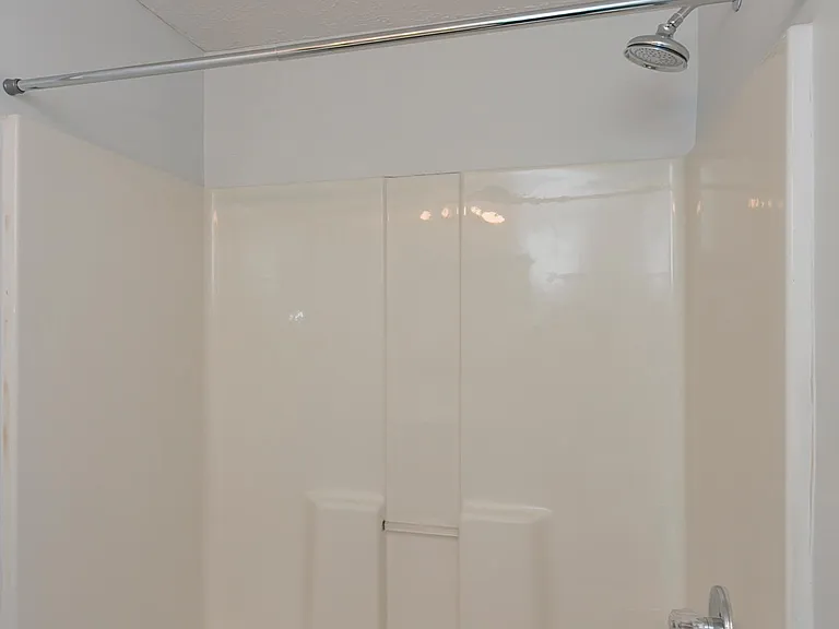 602 Village Ct — Photo 23