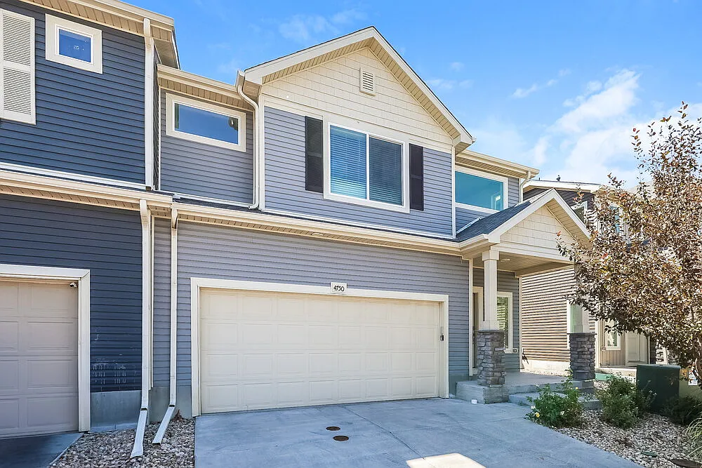 3 bed, 2.5 bath, 1469 sqft, $2,675 — Photo 4