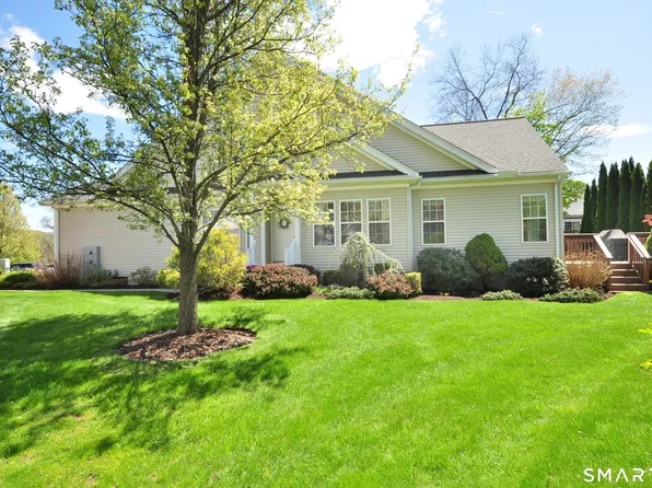 14 Carlson Ridge Court #14, New Milford, CT 06776