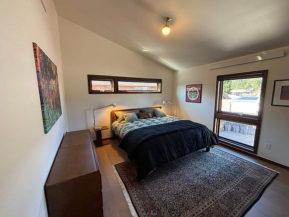 4th image of 287 Laneda Ave #B