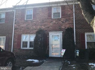 556 Newbury Ct, Sellersville, PA 18960
