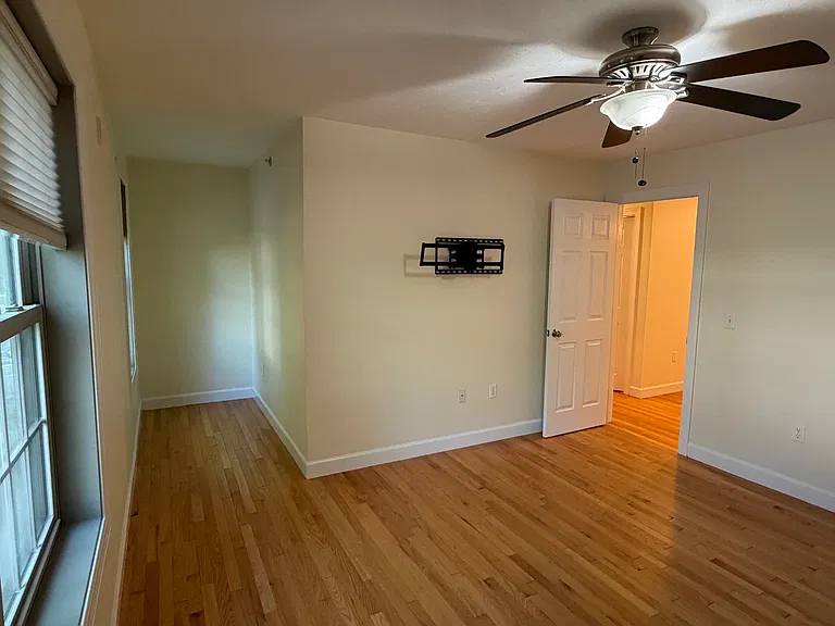 2779 Washington St #7 — Photo 13