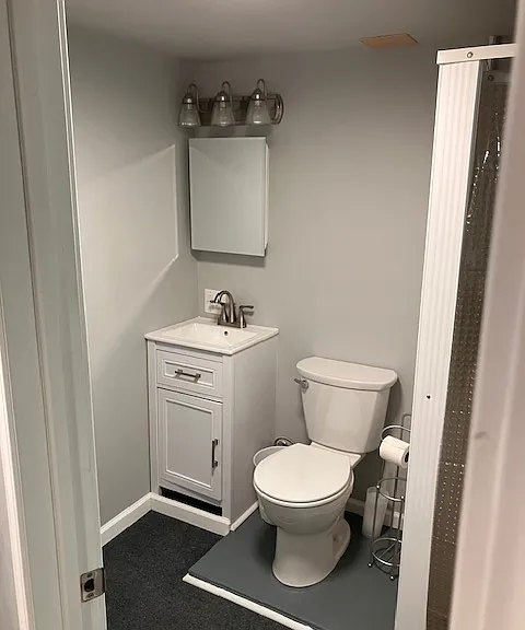 2521 Mayfield Ave — Photo 8