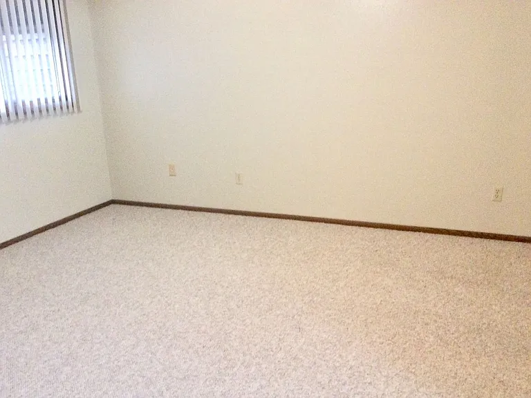 1573 Prairie Ave — Photo 9