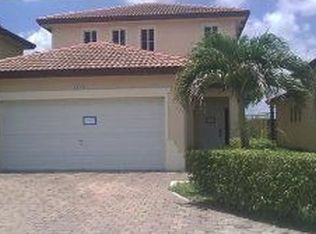 2618 NE 41 Cr, Miami, FL 33033