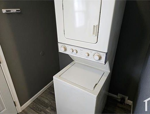 2nd image of 702 McCabe Ave