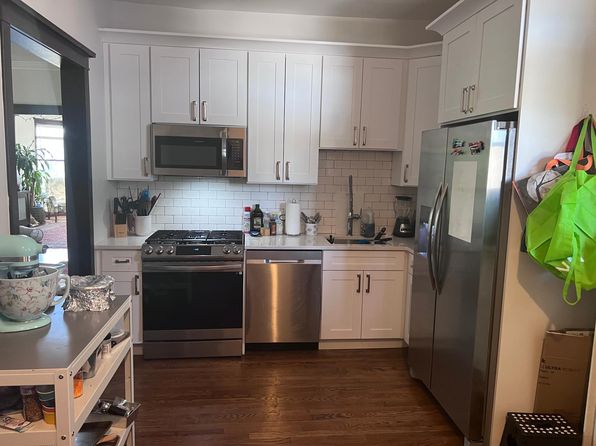 1954 W Berteau Ave APT 3W