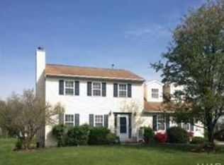 334 Cornerstone Dr, Blandon, PA 19510